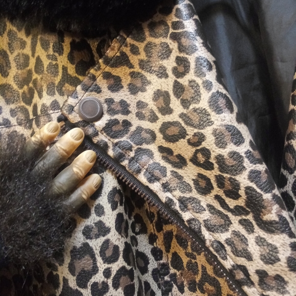 Vintage Loralette Tiger Print Jacket - Picture 4 of 8